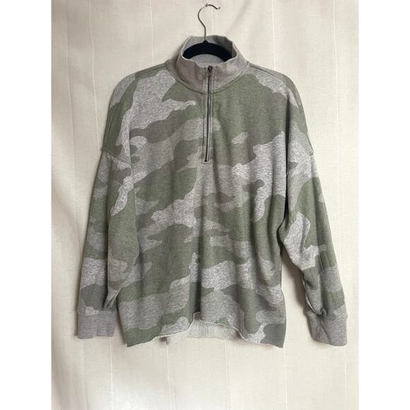Aerie Camo Oversized Half Zip Sweatshirt Size Medium - Picture 2 of 5
